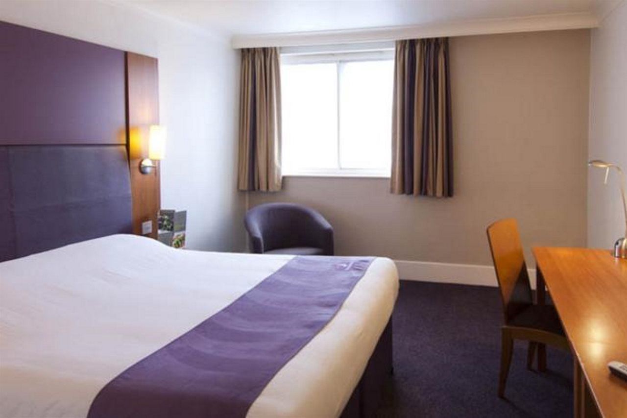 Premier Inn South Mimms/Potters Bar Exterior foto