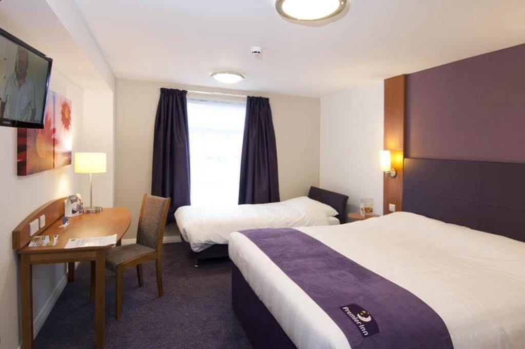 Premier Inn South Mimms/Potters Bar Exterior foto